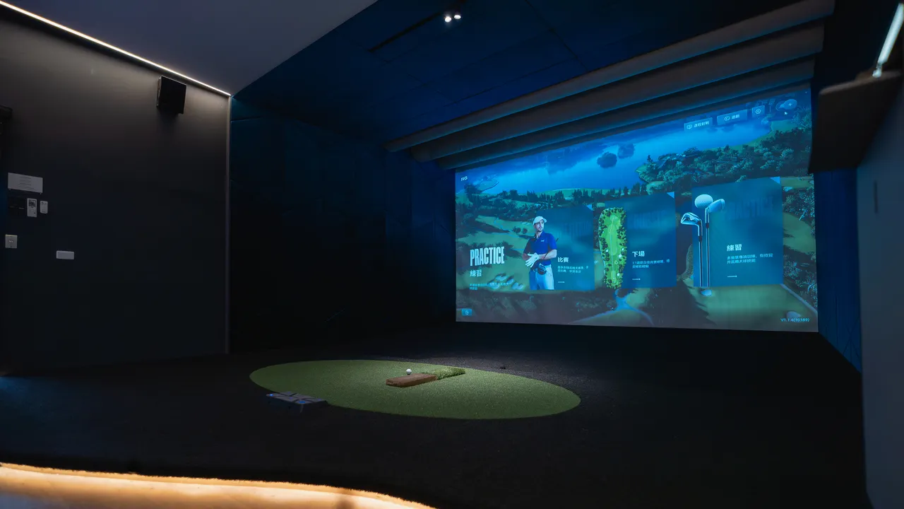 大直蓬萊A 4K Dazhi，室內高爾夫練習場，室內高爾夫模擬器