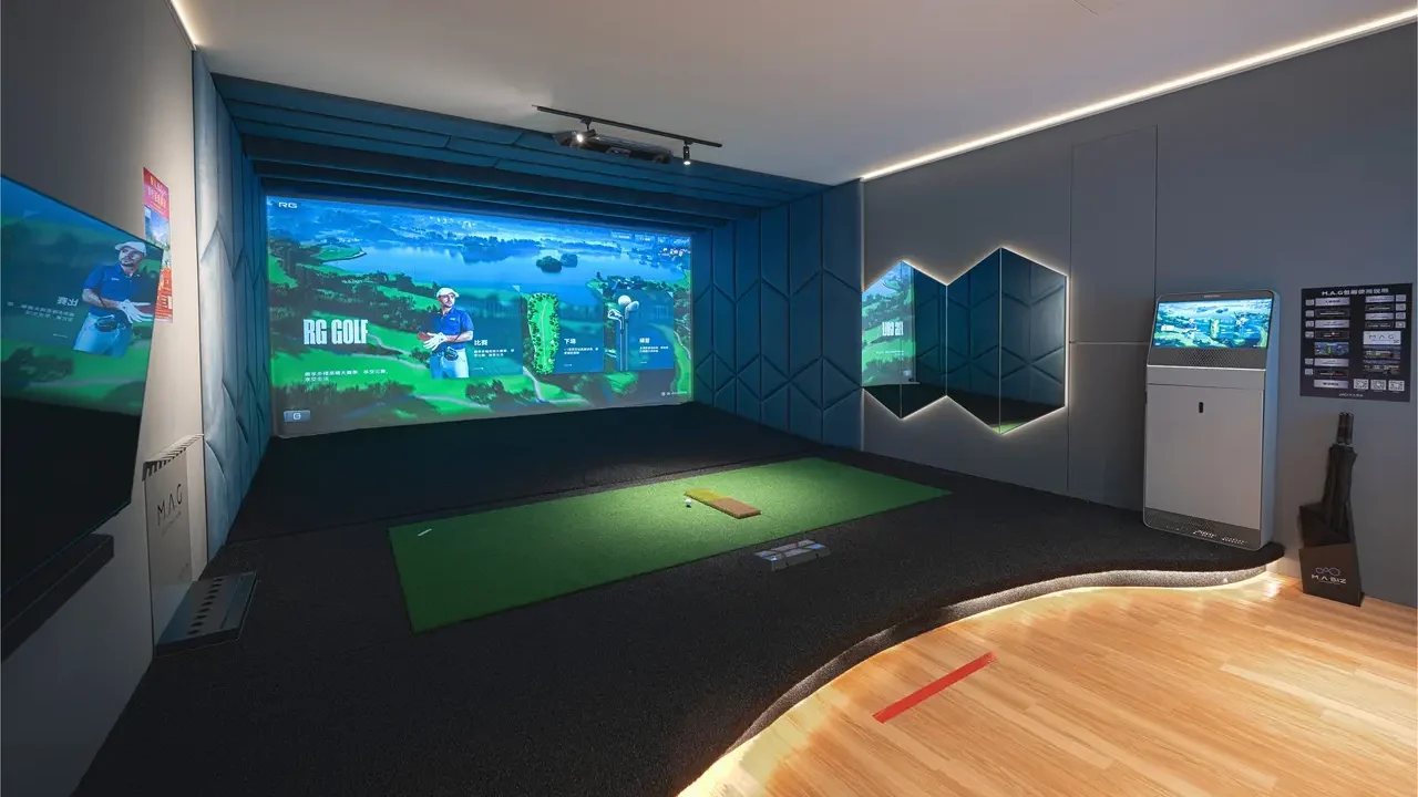 內湖西湖 4K Neihu Xihu，室內高爾夫練習場，室內高爾夫模擬器